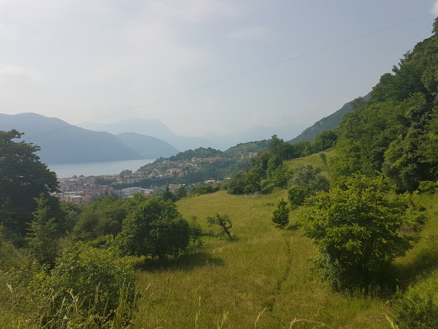 Lago di Como peaceful views, snapographi travel blog, hiking, Lake Como, Lake Como hiking trail
